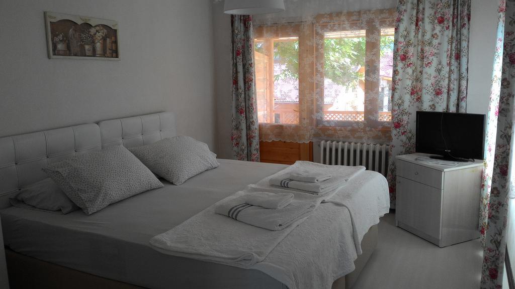 Zumrut Bahce Motel Gokcedere Exterior photo